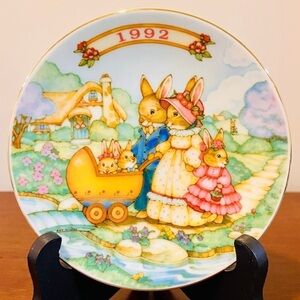 Vintage 1992 “Springtime Stroll” by Avon Porcelain Easter Plate Trimmed …